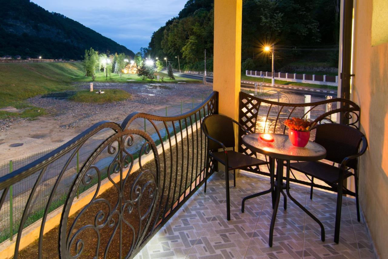 Vila Poienita Caciulata Călimăneşti Εξωτερικό φωτογραφία